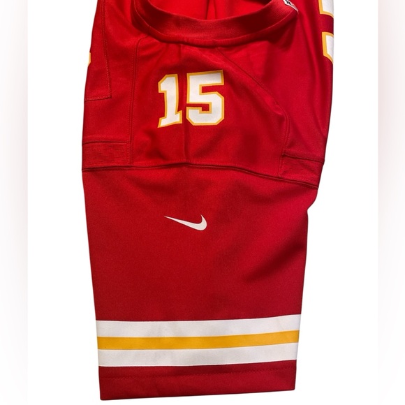 KC Chiefs Patrick Mahomes Jersey - Youth XL 18-20 - Picture 4 of 8